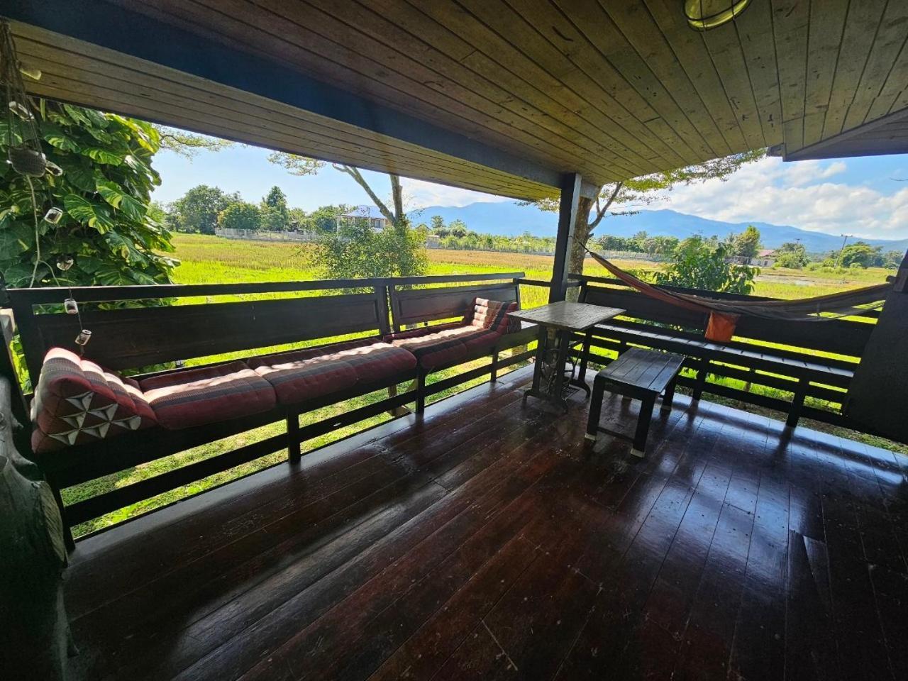 Tung Tong Homestay & Camping Mae Rim Exteriér fotografie