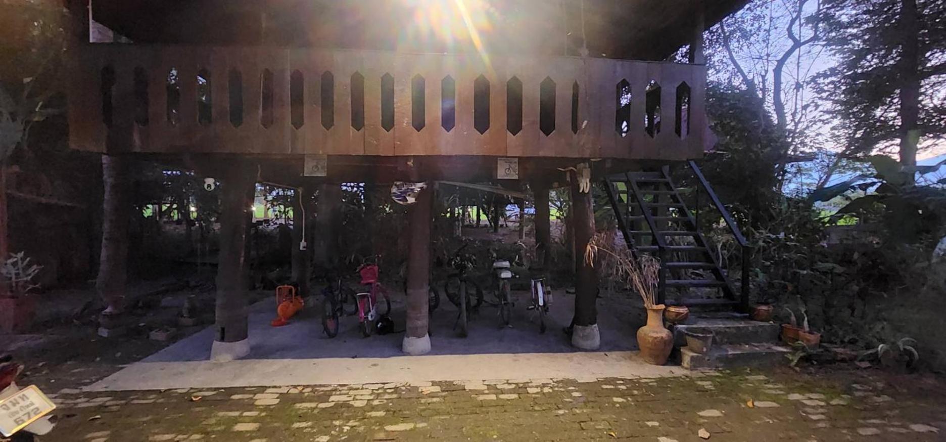 Tung Tong Homestay & Camping Mae Rim Exteriér fotografie